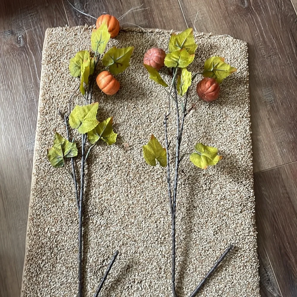 4 Fall pumpkin and leaves picks
